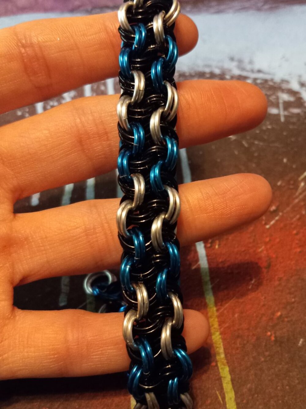 Blue, black, & silver Chain Mail bracelet - Picture 5 of 7